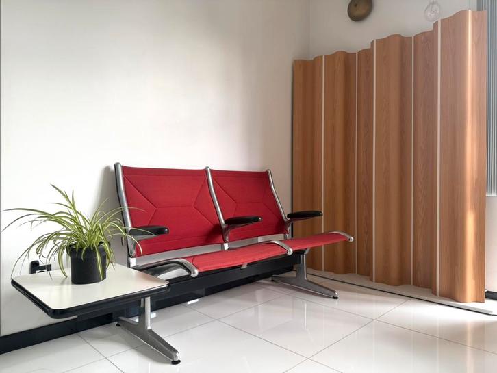 Vitra Eames Tandem Seating, Antiek en Kunst, Kunst | Designobjecten, Ophalen