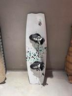Wakeboard, Sports nautiques & Bateaux, Enlèvement, Utilisé, Planche et Chausses