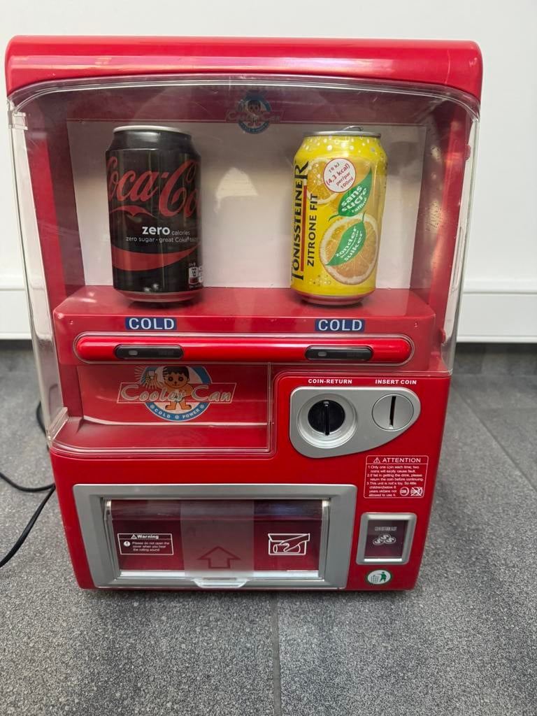 Drankautomaat merk Cool met jetons voor kinderen, Verzamelen, Automaten | Gokkasten en Fruitautomaten, Ophalen, Gebruikt