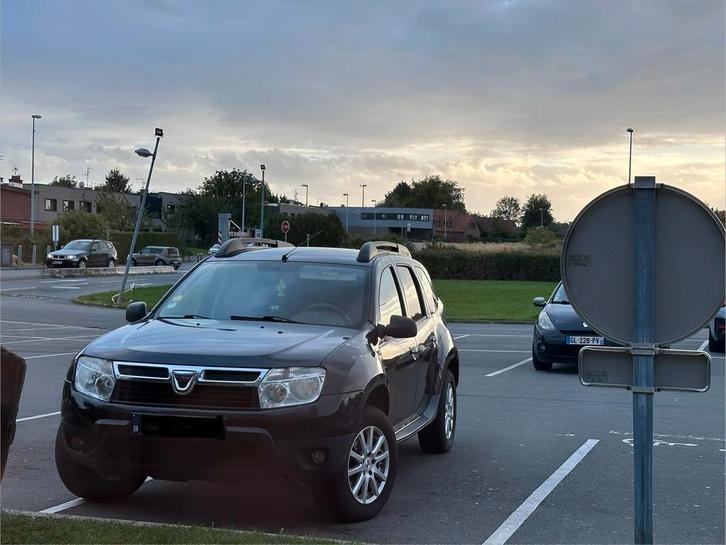 Cargo léger Dacia Duster, Autos, Dacia, Particulier, Duster, ABS, Airbags, Air conditionné, Alarme, Verrouillage central, Electronic Stability Program (ESP)