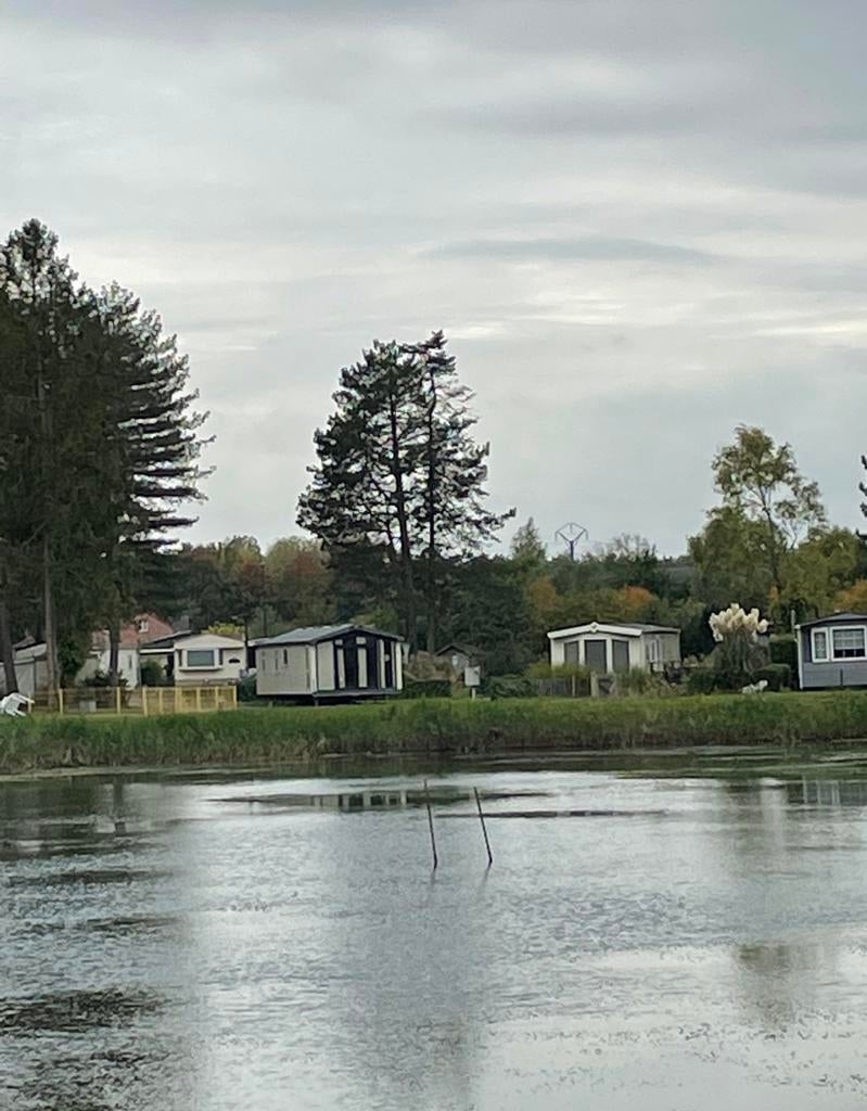 Stacaravan prachtig gelegen aan water