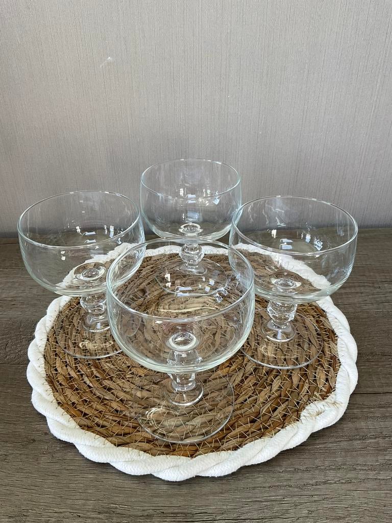 4 coupe glazen, Verzamelen, Ophalen of Verzenden, Zo goed als nieuw