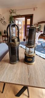 2 Lampe de mineur, Enlèvement