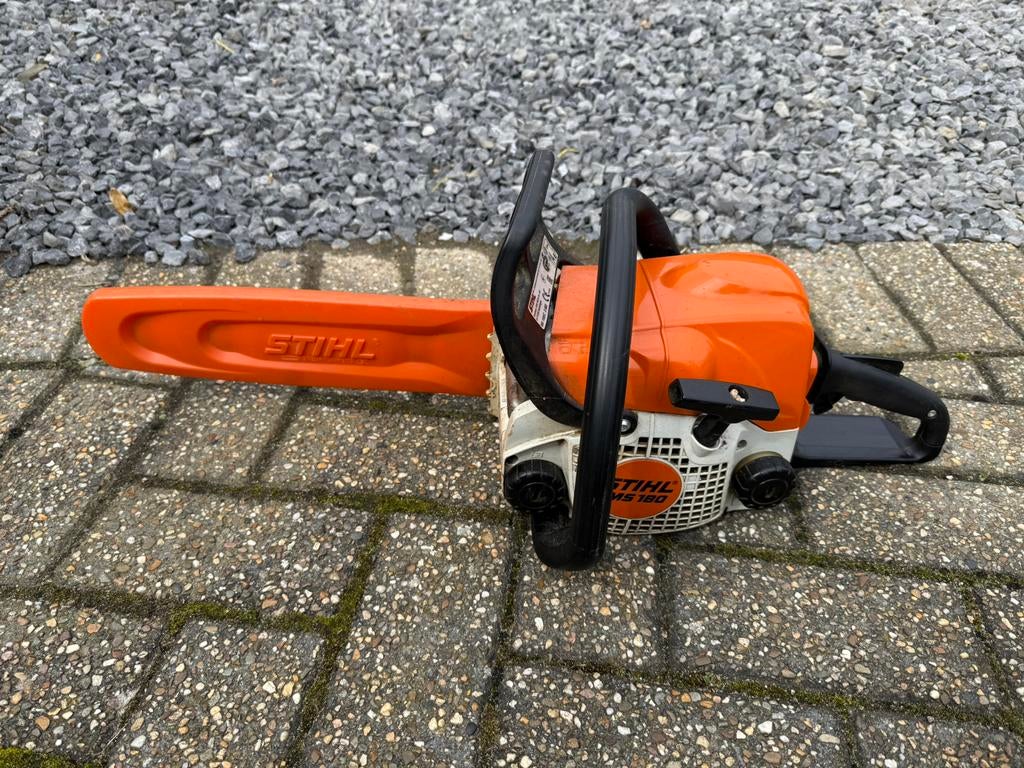 Stihl kettingzaag MS 180/C, Jardin & Terrasse, Outils à main, Enlèvement, Utilisé, Stihl