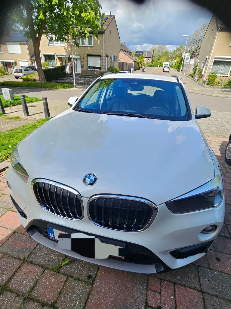 Bwx X1 goede staat wegens verhuis nederland, Auto's, BMW, Wit, 3 cilinders, SUV of Terreinwagen, Elektronische parkeerrem