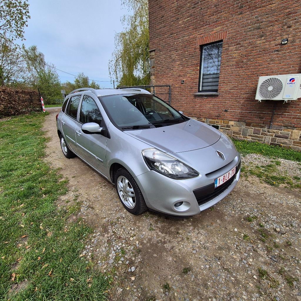 Renault Clio 1500 CDI, Autos, Renault, Argent ou Gris, Achat, Boîte manuelle, 5 portes