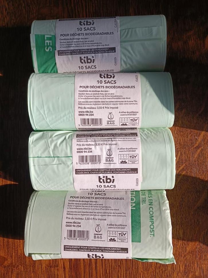 6 sacs verts Tibi Région Charleroi, Huis en Inrichting, Woonaccessoires | Prullenbakken, Ophalen