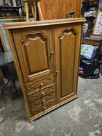 Ancien meuble a chaussures