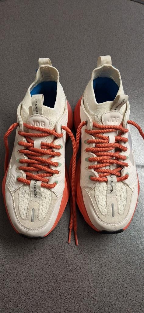 Sportschoenen maat 36, Ophalen