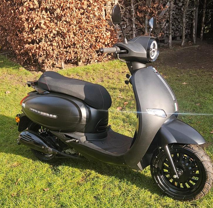 Trottinette GTS Cappuccino SANS permis de conduire, Vélos & Vélomoteurs, Scooters | Marques Autre, Comme neuf, Classe A (25 km/h)