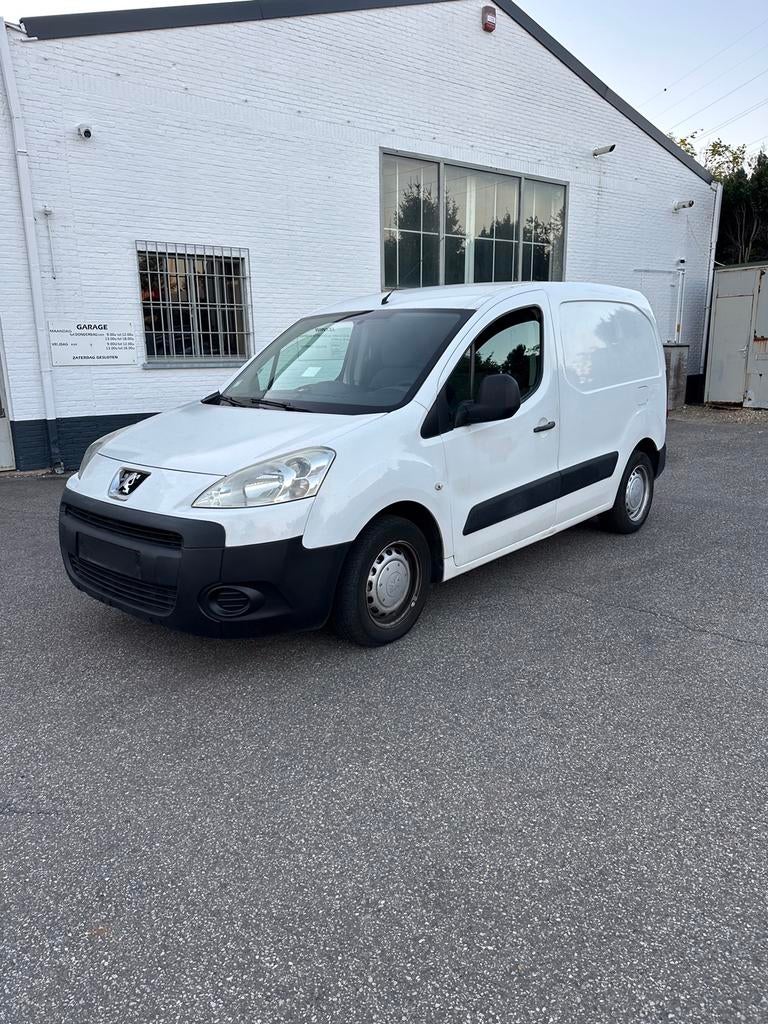 Peugeot partner, Wit, Particulier, SUV of Terreinwagen, Te koop