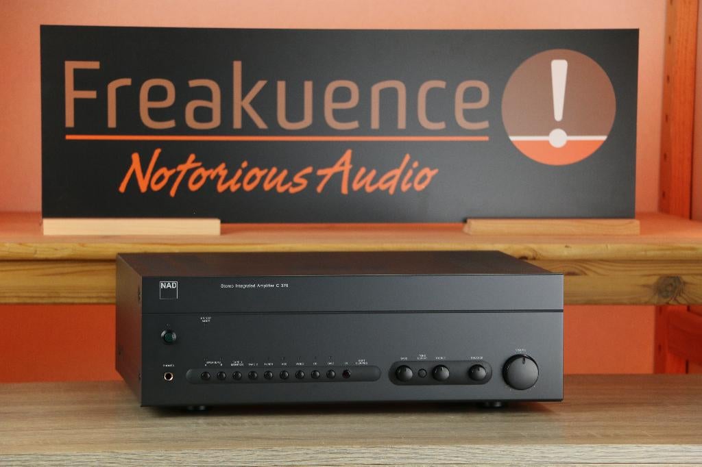 NAD C370 / C 370 TRADE.INRUIL. Altijd 12 maanden garantie!, TV, Hi-fi & Vidéo, Amplificateurs & Ampli-syntoniseurs, Comme neuf
