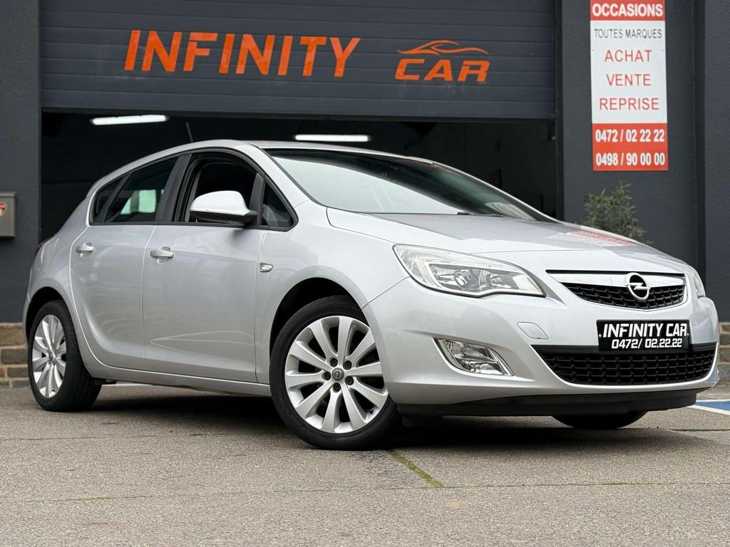 Opel Astra Astra 1.6i Cosmo, Autos, Opel, Entreprise, Achat, Astra, ABS, Airbags, Air conditionné, Ordinateur de bord, Verrouillage central