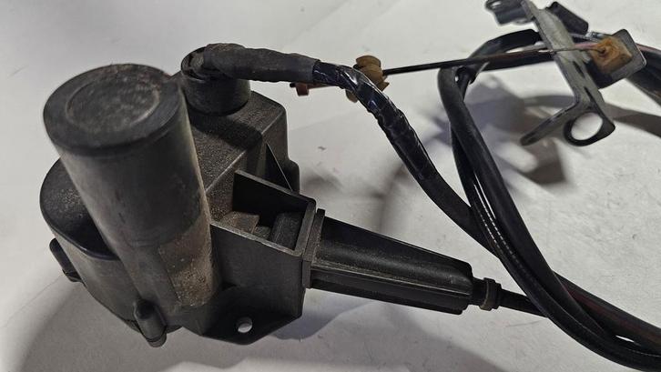 Cruise control unit BMW 3 serie E30 65711373681 1373681, Autos : Pièces & Accessoires, Tableau de bord & Interrupteurs, BMW, Utilisé