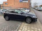 Volkswagen Polo 1.0TSI DSG 10000km AIRCO CRUISE ALU CAMERA, Auto's, Automaat, Parkeersensor, Zwart, 93 pk