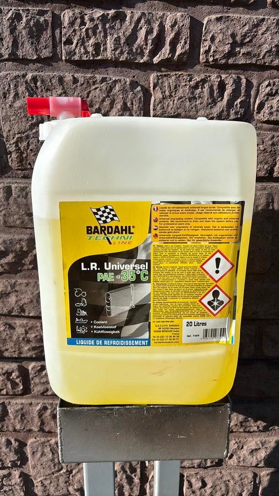 Bardahl koelvloeistof pea-35C nog zo goed als voll, Autos : Divers, Produits d'entretien, Enlèvement