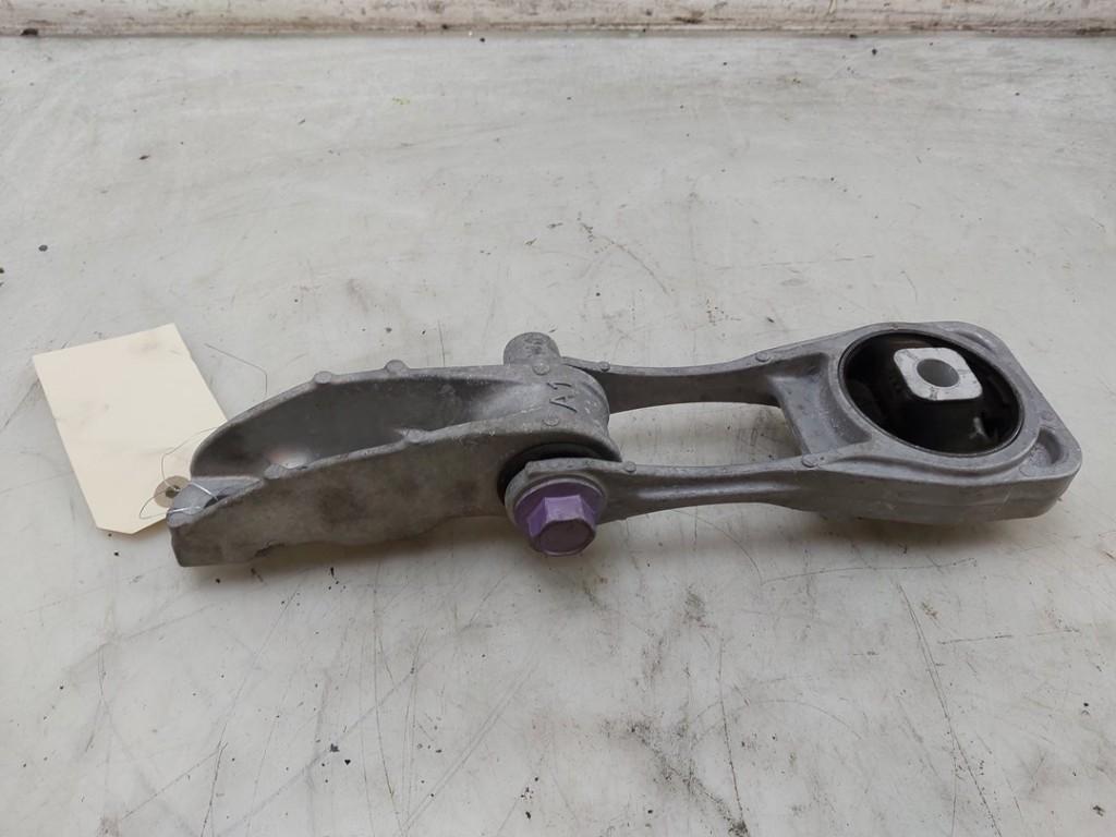 SUPPORT BOITE DE VITESSES Toyota Yaris Cross (PB1 / PJ1), Dhr. J. Ham, Administratie@autoham.nl, Toyota, Utilisé