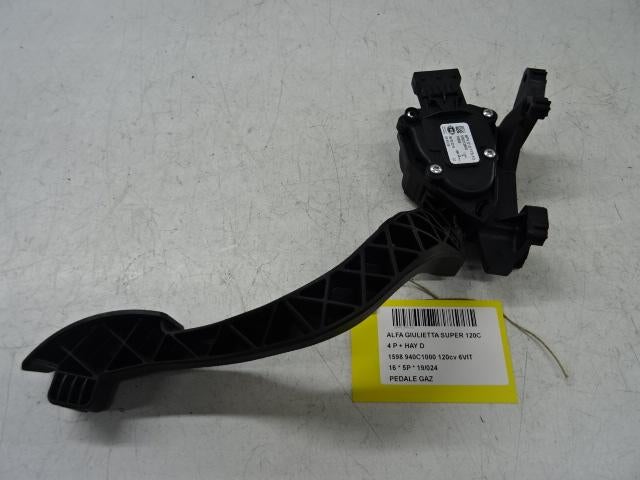 PEDALE D'ACCELERATEUR Giulietta (940) (505212670), Utilisé, Alfa Romeo