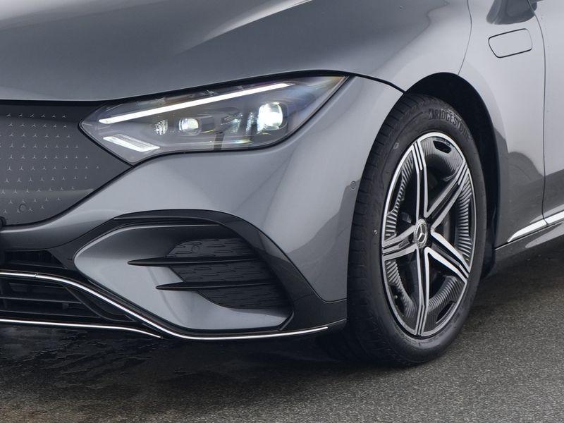 Mercedes-Benz EQE-Klasse 300 Berline AMG Line | Memory Zetel, Autos, Mercedes-Benz, Achat, Noir, 96 kWh, Tissu