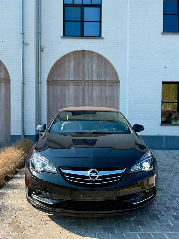 Opel Cascada 1.4 Turbo benzine 70 000 kms/Camera, Auto's, Opel, Particulier, Cascada, ABS, Achteruitrijcamera, Adaptieve lichten