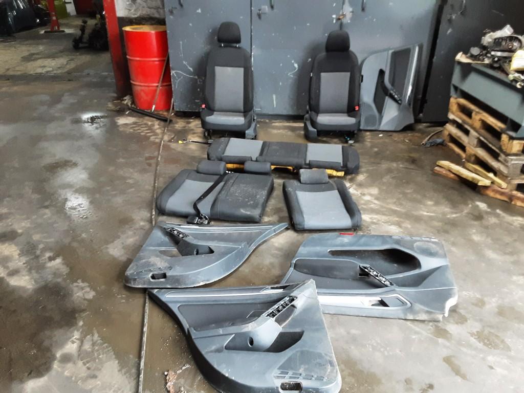 INTERIEUR COMPLET Volkswagen Golf VII Variant (AUVV), Autos : Pièces & Accessoires, Volkswagen, Mevr. I. Hauben, Utilisé, Rue de l'Espoir 34 34
4030  GRIVEGNÉE, BE