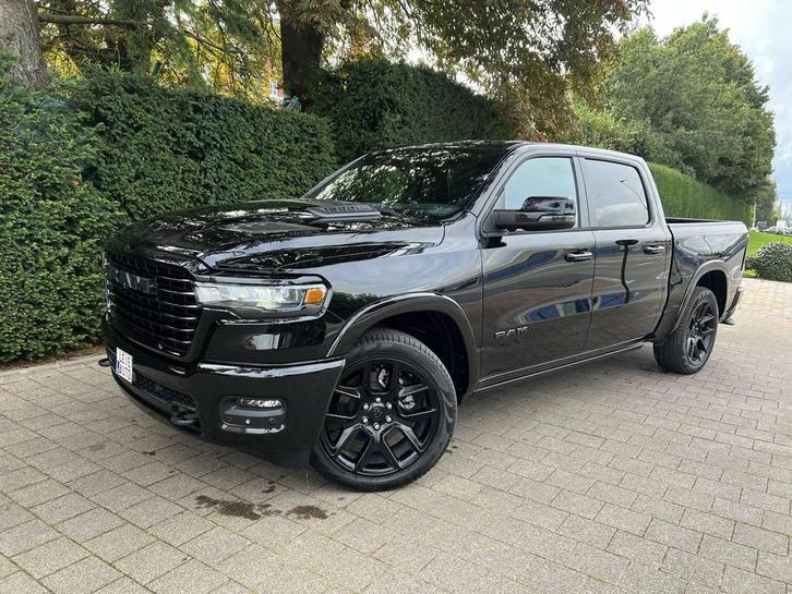 Dodge Ram Laramie Night Premium €65.900,- excl btw., Autos, Dodge, Particulier, Achat, Autres modèles, Caméra de recul, Régulateur de distance