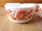 vintage arcopal 5 petits bols motifs flore, Ophalen of Verzenden, Zo goed als nieuw, Kom(men)