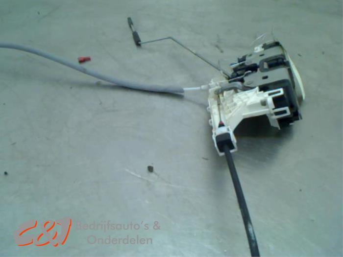 Serrure portière mécanique 2portes droite d'un Mercedes Sp, 3 mois de garantie, Utilisé, -, -