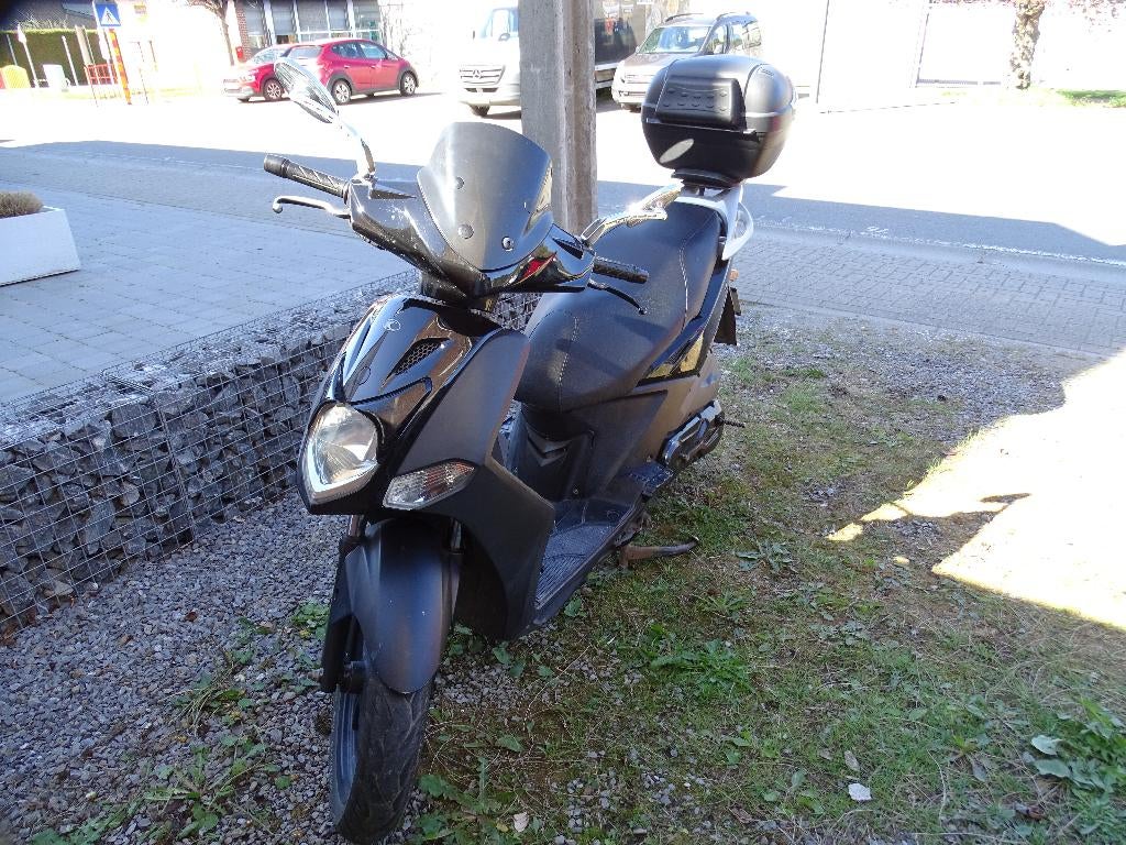 Moto Kymco Agility City 125cc, chargeur inclu, Motos, Motos | Marques Autre, Particulier, Scooter, jusqu'à 11 kW, 1 cylindre, Permis Moto A