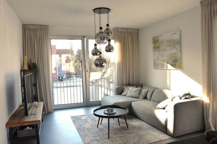 Duplex de 3 chambres récemment construit avec entrée privée, Immo, Maisons à vendre, Province d'Anvers, Jusqu'à 200 m², Appartement