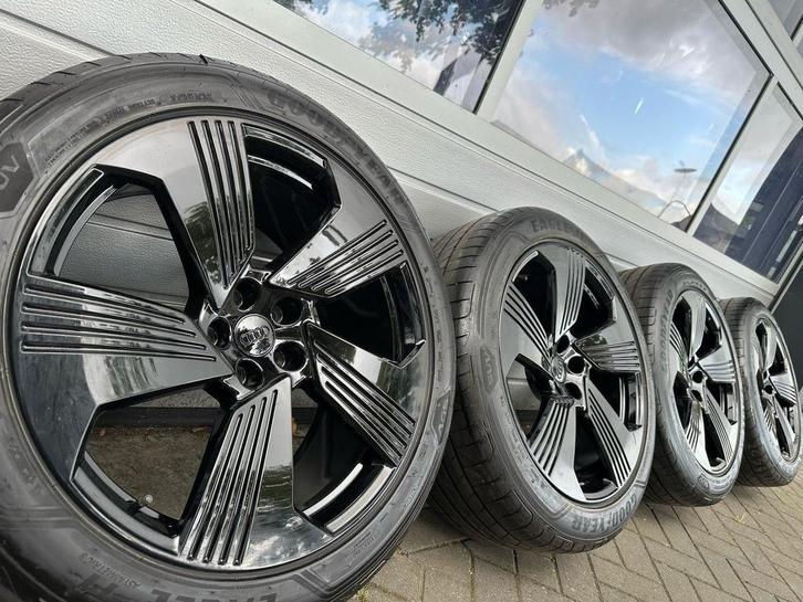 Orig. 21 inch Audi Q8 E-tron S Sportback 50 55 velgen banden, Auto-onderdelen, Banden en Velgen, Banden en Velgen, Zomerbanden