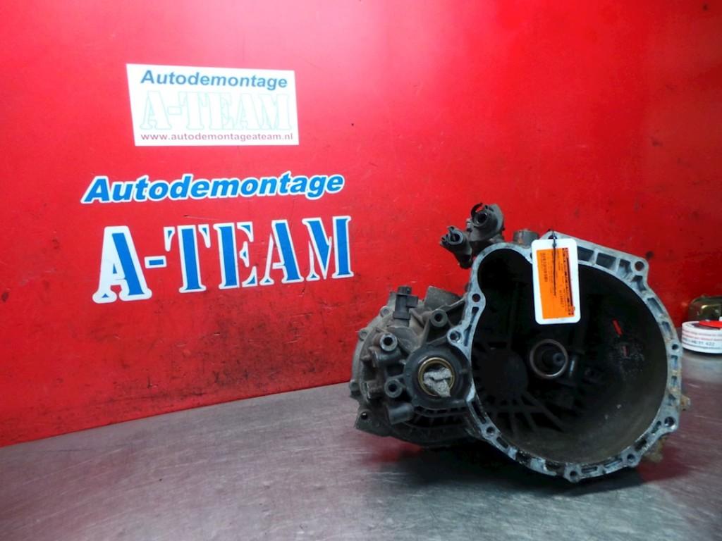 VERSNELLINGSBAK SCHAKEL Kia Cerato (01-2004/12-2008), Gebruikt, Kia