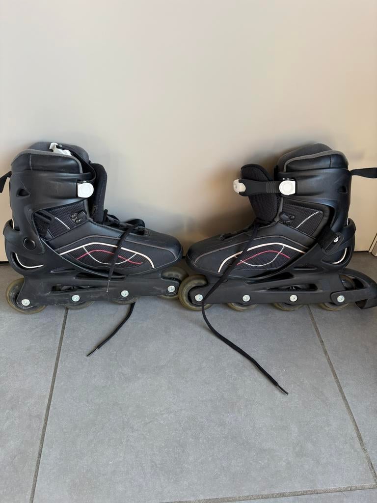 Patins à rouletres/patins à roues alignées taille 41, Enlèvement, Utilisé, Rollers 4 roues en ligne