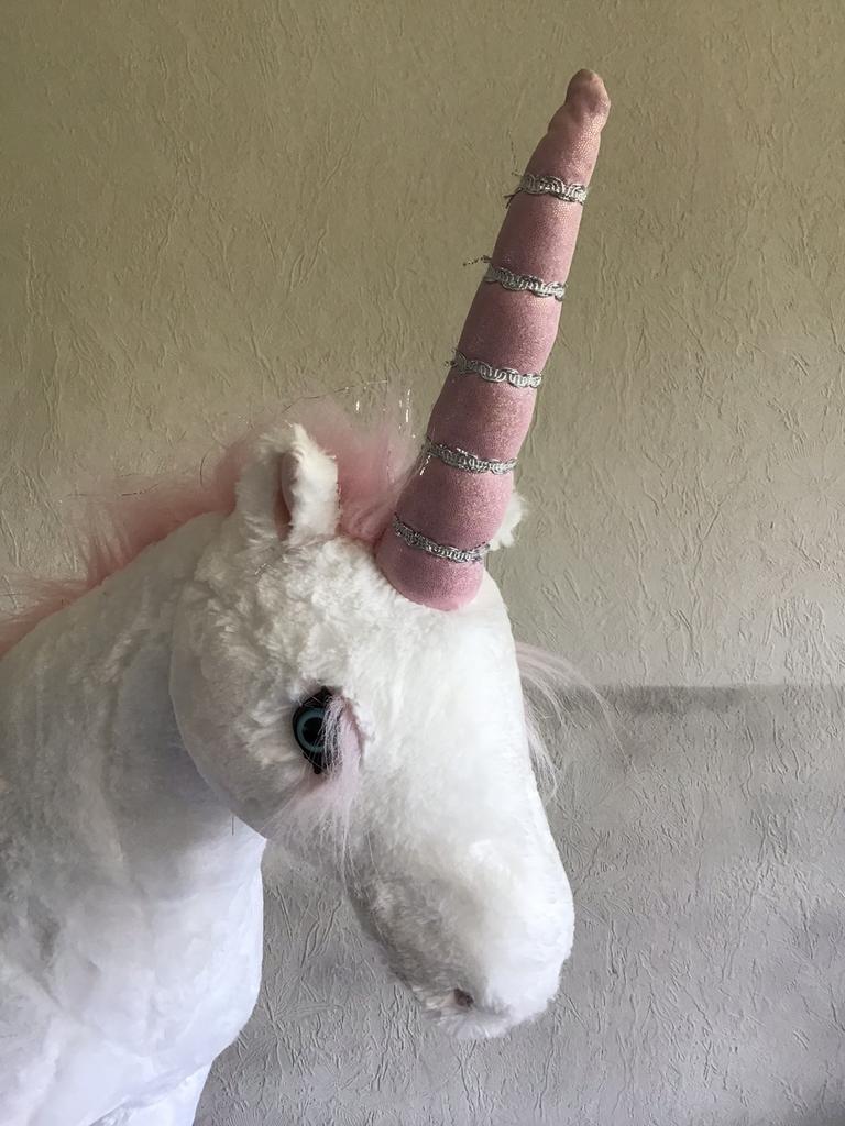 Eenhoorn ,, groot knuffel paard ,,, Ophalen, Zo goed als nieuw, Eenhoorn