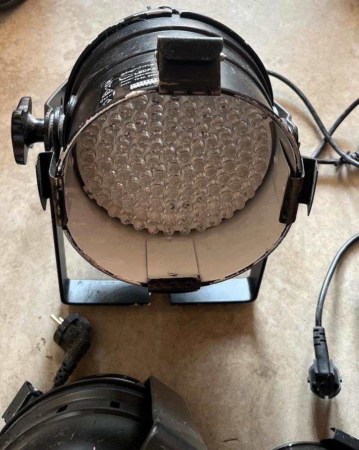 LightMaxx LedPar 56, Muziek en Instrumenten, Licht en Laser, Gebruikt, Licht, Kleur, Stroboscoopeffect, Ophalen