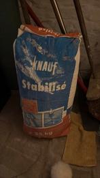 Stabilise, Bricolage & Construction, Enlèvement