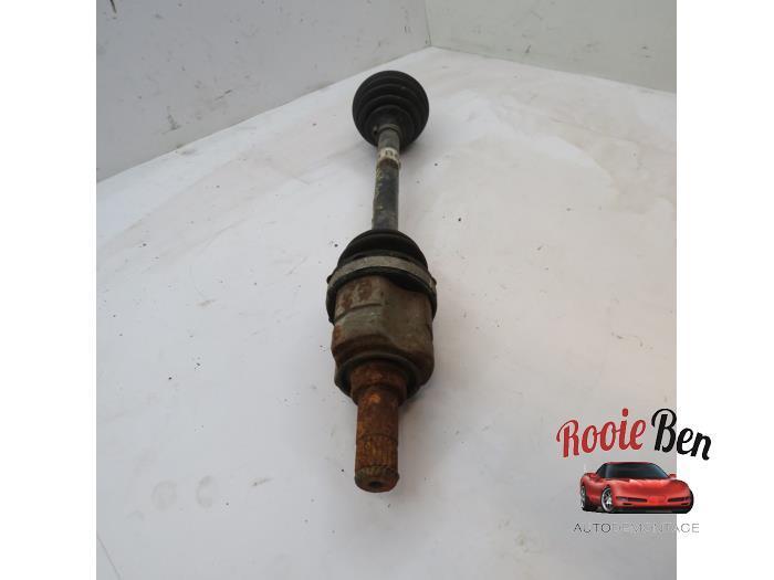 Aandrijfas links-voor van een Opel Corsa, Auto-onderdelen, Remmen en Aandrijving, Opel, Gebruikt, 3 maanden garantie, Ophalen of Verzenden