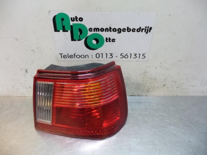 Achterlicht rechts van een Seat Ibiza (Ibiza 99-), Auto-onderdelen, Verlichting, Seat, Gebruikt, 3 maanden garantie, Ophalen of Verzenden