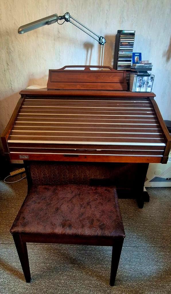 Orgue électronique vintage MORE / KAWAI – meuble en bois, Musique & Instruments, Orgues, Comme neuf, Orgue, 3 claviers