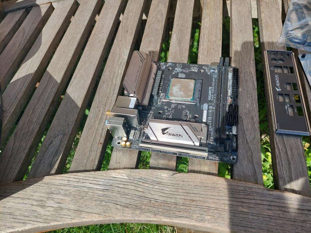 Upgradesetje ram + ryzen 5 + Gigabyte B450 I Aorus Pro WiFi, Computers en Software, Moederborden, DDR4, Ophalen of Verzenden, Mini-ITX