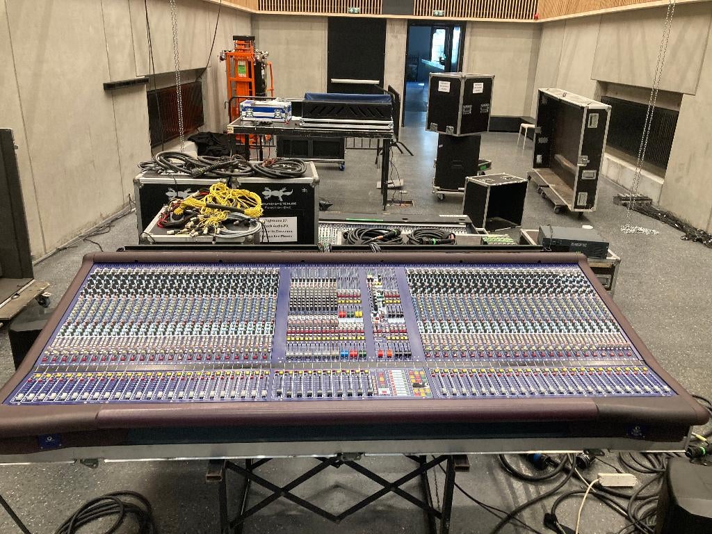 Midas Heritage 2000 set, Musique & Instruments, Tables de mixage, Comme neuf, 20 canaux ou plus, Entrée micro, Enlèvement