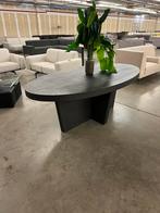 Zwarte houten eettafel – ovale vorm – topstaat, Huis en Inrichting, Tafels | Eettafels, Ophalen of Verzenden, Zo goed als nieuw