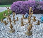 Twee antieke,  grote messing kandelaars met 9 armen en jonge, Enlèvement, Cuivre ou Bronze