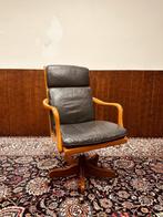 Klassiek Engels Chesterfield Bureaustoel, Antiek en Kunst, Ophalen of Verzenden