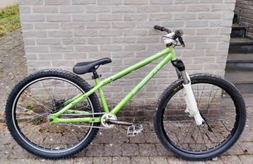 Subsin Double S Dirt DJ Street beschikbaar voor biedingen