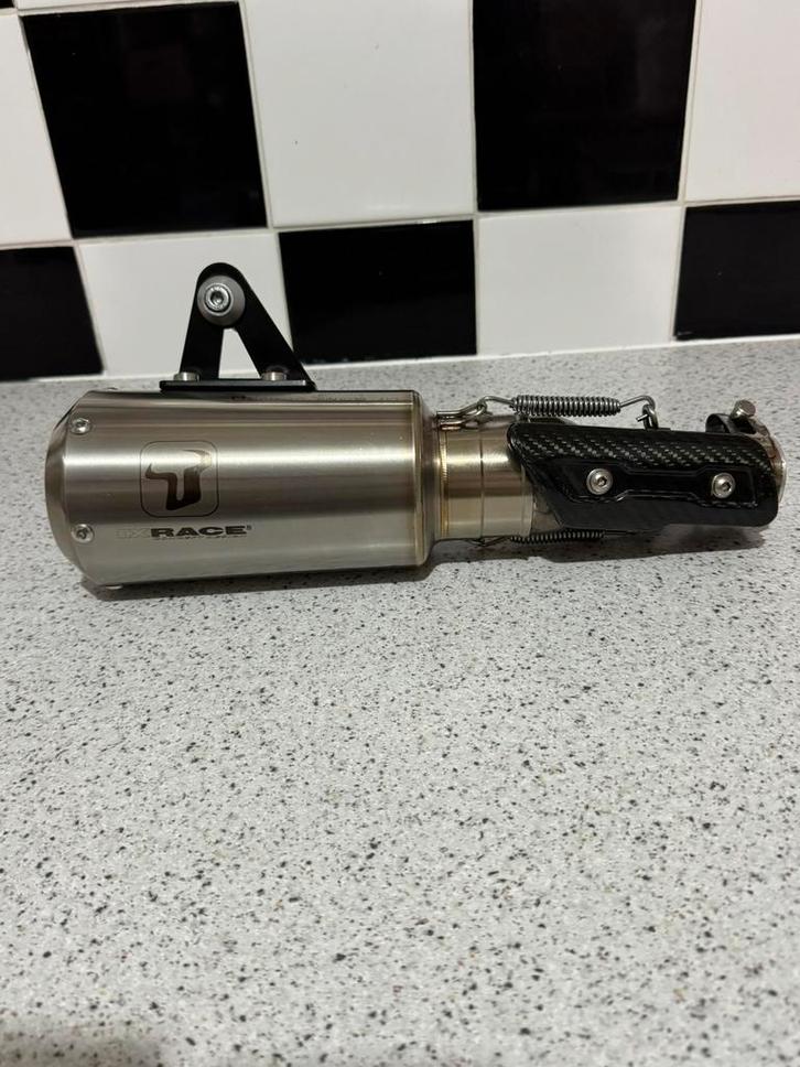 Sortie échappement XADV 750 > 2021, Motos, Pièces | Honda, Utilisé, Enlèvement