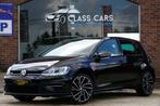 Volkswagen Golf 1.0 TSI R-LINE COCKPIT NAVI DISTRONIC CAMERA, Voorwielaandrijving, Stof, Adaptive Cruise Control, https://public.car-pass.be/vhr/1df8131e-8c2a-4801-9216-5730234c308f