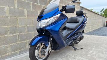 Suzuki Burgman 400 cm³ à saisir, Particulier