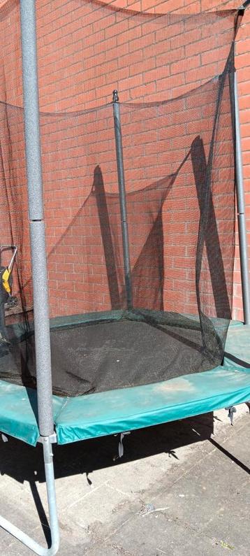 Trampoline  beschikbaar voor biedingen