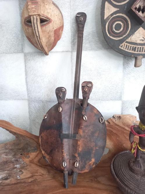 Afrikaans Kora kalebas muziekinstrument uit Ethiopië 80cm, Antiquités & Art, Art | Art non-occidental, Enlèvement
